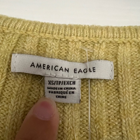American Eagle Yellow Button Up Crop Cardigan size XS - Picture 5 of 7